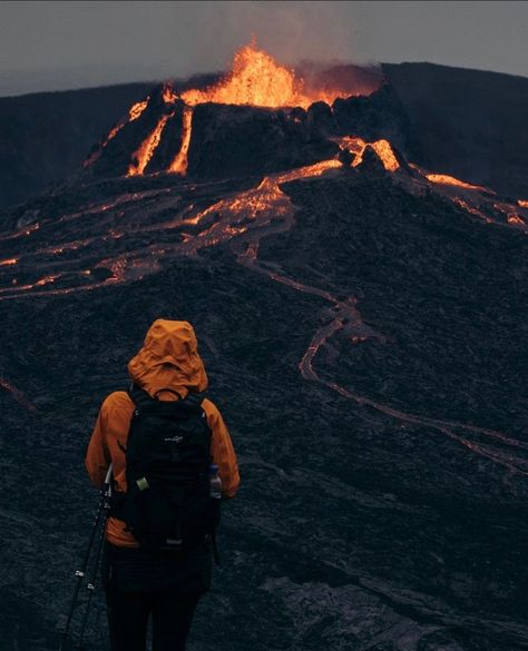 📍 Visiting the active volcano earlier in 2021 📷: @_adamdesjardins ℹ️ You can still visit the volcano in Iceland even though it is not active like on the picture. Iceland Lava, Volcano Drawing, Iceland Volcano, Job Aesthetic, Goth Barbie, Erupting Volcano, Iceland Trip, Iceland Travel Guide, Iceland Landscape