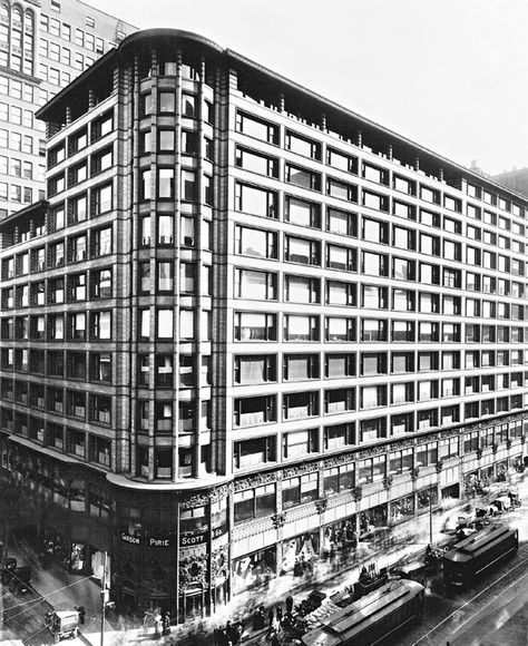 The Carson Pirie Scott Store, an early 12 storey steel frame building by Louis Sullivan, Chicago, USA (1904). (Source: Architech, Gallery of Architectural Art) Chicago Landmarks, Louis Sullivan, Chicago School, Building Images, Chicago History, American Architecture, Chicago Architecture, Famous Architects, City Museum