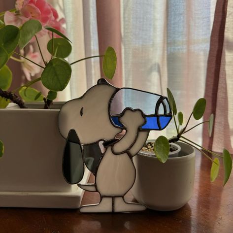 | I am so incredibly hyped on how my little guy came out!!! #stayhydrated #snoopy #snoopystainedglass | Instagram My Future Aesthetic, Cool Stuff For Your Room, Random Cute Things, Snoopy Decor, Snoopy Stuff, Cool Bedroom, Snoopy Dog, Snoopy Pictures, Pretty Pics