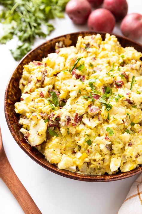 Family Favorite Potato Salad Wyse Guide, Potato Salad Recipe, Summer Side Dishes, Man Food, Easy Family Dinners, Potatoe Salad Recipe, Potato Dishes, Family Favorite Meals, Yummy Sides