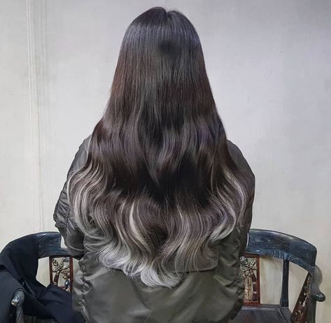 Brown Hair With White Ends, White Ombre Hair, Hair Highlight, Short Hair Highlights, Ombre Hair Blonde, Foxy Brown, White Ombre, Ombré Hair, Hair Salons