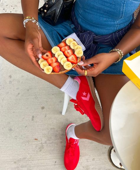 A pop of red with the new @converse Run Star Trainer🍒my new summertime go-to #conversepartner shop the link in bio!😚 Trainer Red, Trainers Outfit, Nyc Summer, Converse Run, Pop Of Red, Converse Run Star, Summer Shoe, New Converse, Outfits With Converse