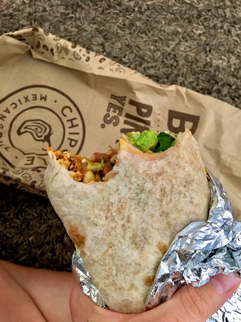 Chipotle Burrito Aesthetic, Burrito Aesthetic, Chipotle Aesthetic, Guacamole Chipotle, Vegan Sofritas, Digital Marketing Portfolio, Burrito Ingredients, Burrito Bar, Burrito Recipes