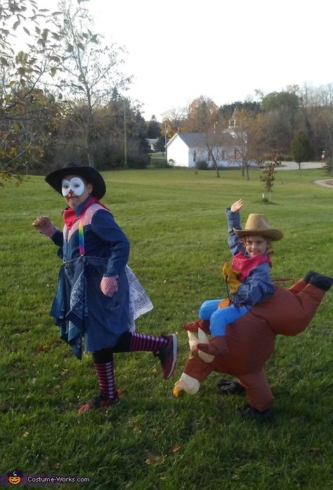 Rodeo Halloween Costume, Bull Rider Costume, Rodeo Clown Costume, Rodeo Costume, Clown Costume Diy, Work Costumes, Homemade Costumes For Kids, Rodeo Clown, Clown Costumes