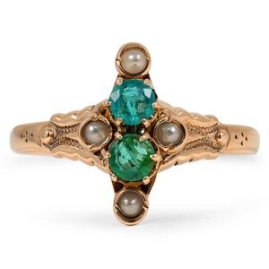 Historic Jewelry, Emerald Jewellery, Victorian Jewellery, Romantic Period, Emerald Rings, Vintage Style Engagement Rings, Victorian Rings, Art Nouveau Jewelry, Antique Engagement Rings