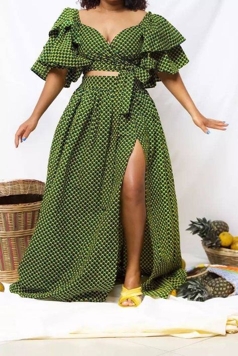 Ankara Prom Dress, Xhosa Attire, African Inspired Clothing, African Fashion Traditional, African Fashion Ankara, African Fashion Modern, African Traditional Dresses, African Print Dresses, African Print Dress