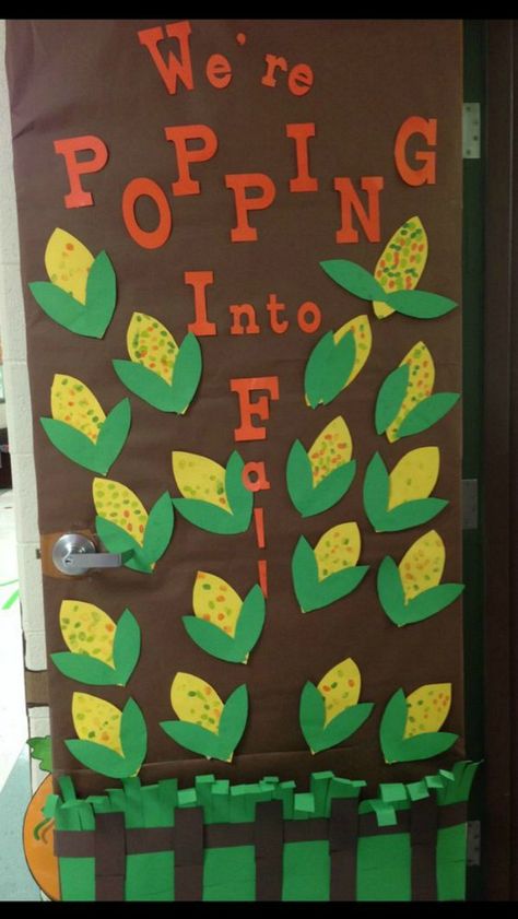 We_Are_Teachers_Fall_Bulletin_Board_Harvest Preschool Door Decorations, Fall Classroom Door, Preschool Door, October Bulletin Boards, November Bulletin Boards, Door Bulletin Boards, Preschool Spring, Halloween Bulletin Boards, Spring Bulletin