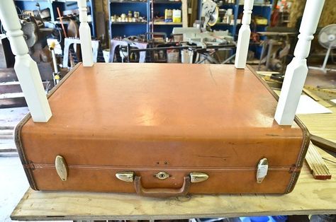 Suitcase Table Diy, Suitcase Side Table, Vintage Suitcase Decor, Suitcase Furniture, Vintage Suitcase Table, Suitcase Table, Suitcase Decor, Old Luggage, Diy Suitcase