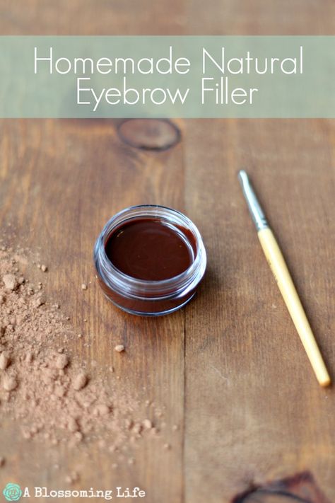 Diy Natural Makeup, Make Up Diy, Coffee Facial, Makeup Recipes, Make Up Tutorials, Non Toxic Makeup, Eyebrow Filler, Homemade Lotion, Nails Natural