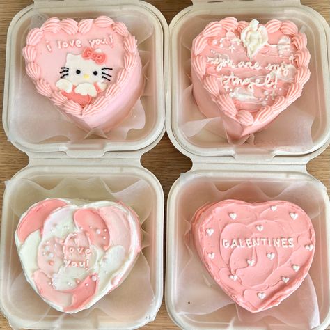 Hello Kitty Lunch Box Cake, Box Lunch Cakes, Pink Lunch Box Cake, Korean Box Lunch Cake, Valentines Day Lunchbox Cake, Valentines Lunchbox Cake, Bento Box Cake Aesthetic, Small Bento Cake, Small Valentines Cake