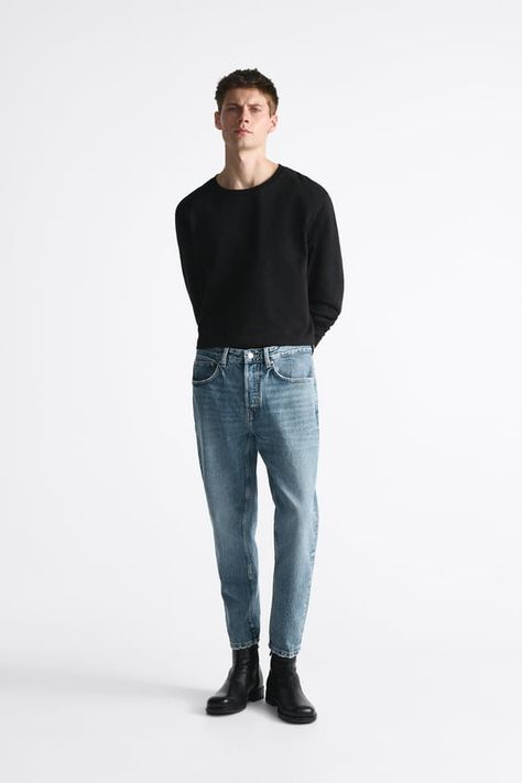 Cropped Jeans Men Outfit, Slim Jeans Men Outfits, Faded Jeans Outfit, Cropped Jeans Men, Overall Men, Black Pants Outfit, Jeans Outfit Men, Minimalist Fashion Men, Black Jeans Outfit