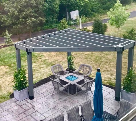 Love the view of this family’s corner pergola over their fire pit! Notice how the color of the glass rocks tie in with their umbrella! Beautiful OWTdoor living space! #ProjectPergola #CornerPergola #OWThardware OZCOBP.com Corner Pergola, Pergola Diy, Pergola Ideas, Retractable Canopy, Pergola Design, Wooden Pergola, Backyard Pergola, Have Inspiration, Pergola Kits