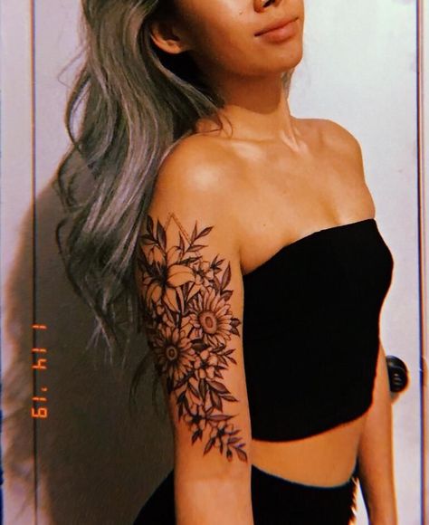 Floral Half Sleeve Tattoo Upper Arm Sunflower, Half Sleeve Floral Tattoos For Women Upper Arm, Womens Upper Sleeve Tattoo, Tattoo Ideas Female Big Arm, Girly Upper Arm Tattoos, Big Upper Arm Tattoos Women, Unique Womens Tattoos, Shoulder And Arm Tattoos For Women, Upper Arm Half Sleeve Tattoo For Women