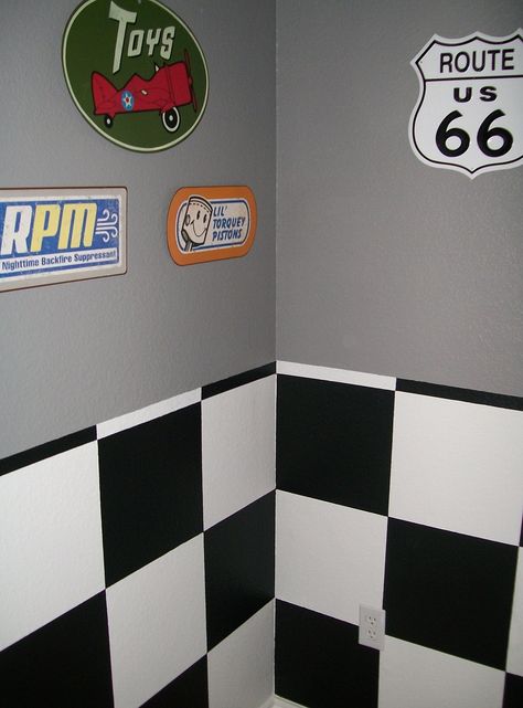 Checkerboard Black & White Walls - I painted walls in my grandsons bedroom for a car theme. Lightning Mcqueen Bedroom, Hot Wheels Bedroom, Boys Car Bedroom, Race Car Bedroom, Car Themed Nursery, Car Themed Bedrooms, Boy Room Paint, Car Bedroom, Monochrome Wall