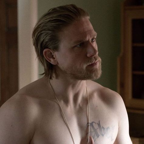 Jackson Teller, Jax Sons Of Anarchy, Sons Of Anarchy Samcro, Dark Blue Eyes, Cowboy Aesthetic, Horror Movie Icons, Jax Teller, Charming Man, Anime Cover Photo