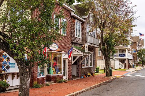 Roanoke Island, Bryson City, Small Town America, National Cemetery, Historical Landmarks, Scenic Beauty, Flowers Art, Smoky Mountains, Blue Ridge