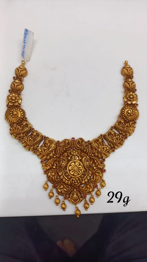 Big Earrings Gold, Big Pendant Necklace, Necklace Fancy, Long Haram, Neck Pieces Jewelry, Big Pendant, Antique Necklaces Design, New Gold Jewellery Designs, Antique Necklaces