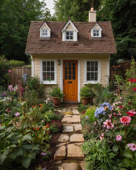 Cottage Style Front Yard, Cottage Front Yard, Cottage Front Garden, Winding Path, Garden Oasis, Vintage Cottage, Cozy Cottage, Front Garden, Better Homes And Gardens