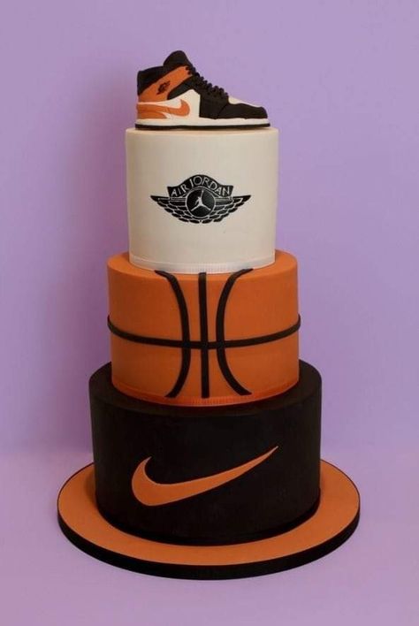 13th Birthday Cake For Boys, Sneaker Cake Ideas, Jordan Sneaker Cake, Jordan Shoe Cake, Nike Cake, Sneaker Cake, Jordan Cake, Basketball Birthday Cake, Basketball Themed Birthday Party