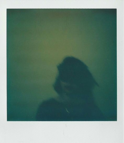 Polaroid Dark Aesthetic, Creepy Polaroids, Dark Polaroid, Grunge Polaroid, Burning Photos, Polaroid Inspiration, Atmospheric Photography, Polaroid Collection, Polaroid 600