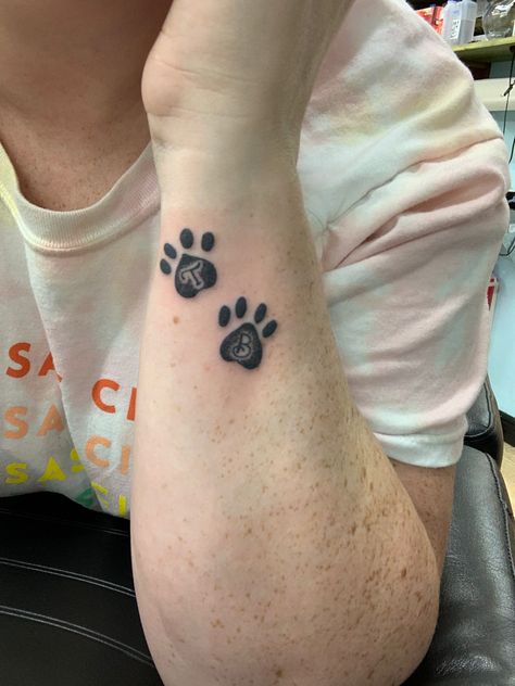 Tattoo On Calf, Cat Paw Print Tattoo, Tattoos For Female, Cat Paw Tattoos, P Tattoo, Tattoos For Dog Lovers, Dog Paw Tattoo, Paw Tattoo, Initial Tattoo