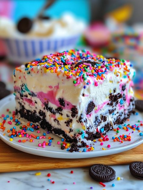 Oreo Ice Box Cake, Funfetti Oreo, Oreo Icebox Cake, Cookies Sprinkles, Ice Box Cake, Funfetti Cake Mix, Charm Ideas, Colorful Desserts, Sprinkle Cookies