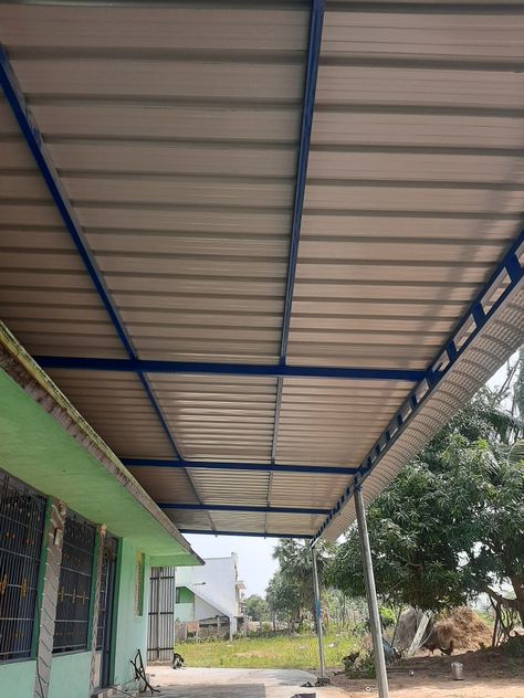 Iron Shed Design, Tin Shade Roof Ideas, Tin Shade House Design, Carport Shade, Australian Home Decor, Roof Truss Design, Roof Cladding, Tin Shed, 2bhk House Plan