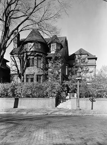 Frank B. Kellogg House, St. Paul Minnesota Minnesota History, Minnesota Life, Minnesota Nice, Minneapolis St Paul, Vintage Minnesota, Interesting Architecture, Minnesota Travel, Old School House, Minnesota Home