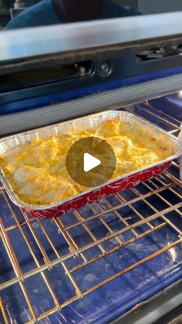 Charles Parks on Instagram: "Easy dinner recipe! #easydinner #yumyum #food #foodie #simplemeals #easydinnerideas #easymeals #cooking" Cream Mushroom Chicken, Chicken Dumplings Casserole, Easy Chicken And Dumplins, Chicken And Dumplin Recipe, Dumplin Recipe, Chicken Hashbrown Casserole, Chicken Dumpling Casserole, Chicken Bacon Ranch Casserole, Chicken Dumplings