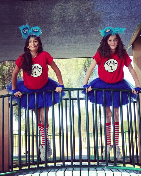 Thing 1 Thing 2 Costume, Halloween Costumes Teen, Teen Girl Halloween Costumes, Thing 2 Costume, 2 Halloween Costumes, Thing One And Thing Two, Thing 1 And Thing 2, Girl Halloween Costumes, Halloween Costumes For Teens Girls