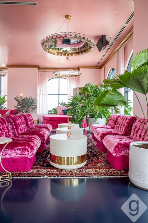 A Look Inside: White Limozeen | Nashville Guru White Limozeen, Pink Mansion, Nashville Decor, Nashville Guru, Dreamy Interiors, Nashville Hotels, Airbnb Decor, Gulliver's Travels, Nashville Trip