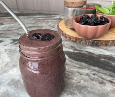 Recipes - California Prunes | Prunes. For life. Prune Smoothie, Ice Cubes Recipe, Midday Slump, Blueberries And Strawberries, Strawberry Water, Anti Inflammation Recipes, Recipe Email, Smoothie Prep, Anti Inflammation