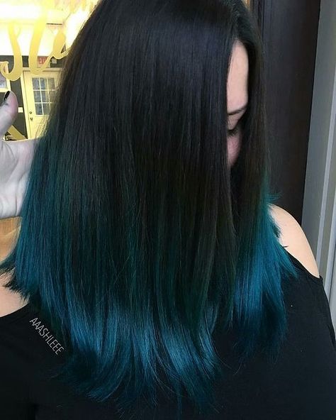 37 hair colours that won’t break the office dress code - Her World Singapore Blond Ombre, Office Dress Code, Blue Ombre Hair, Colored Hair Extensions, Hair Color Streaks, Hair Streaks, Hair Color Purple, Pinterest Hair, Hair Color For Women