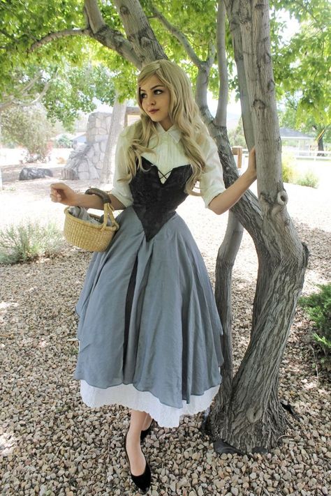 Briar Rose Costume, Rose Cosplay, Rose Costume, Briar Rose, Costume Cosplay, Lace Corset, Cool Costumes, Adult Costumes, Embroidered Lace