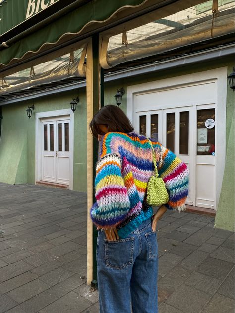 #cardigan #colorful #handmade #knitting Colourful Knit Cardigan, Sezane Cardigan Outfit, Colorful Cardigan Outfit, Sweata Weatha, Cardigan Colorful, Colorful Cardigan, Handmade Cardigan, Crochet Dreams, Scrap Yarn