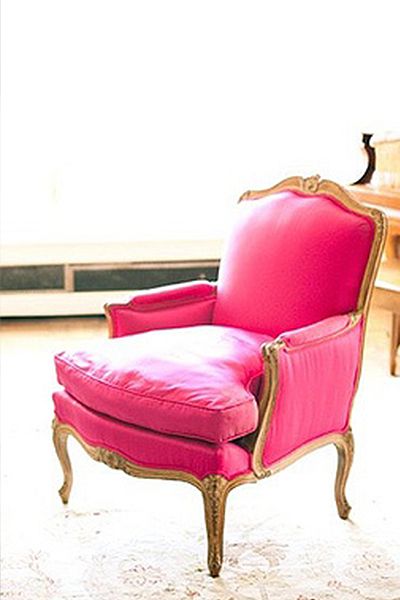 Hot Pink Antique Chair Love Chair, Bergere Chair, Pink Chair, Antique Chairs, Beautiful Chair, Think Pink, Take A Seat, My New Room, Pink Pink