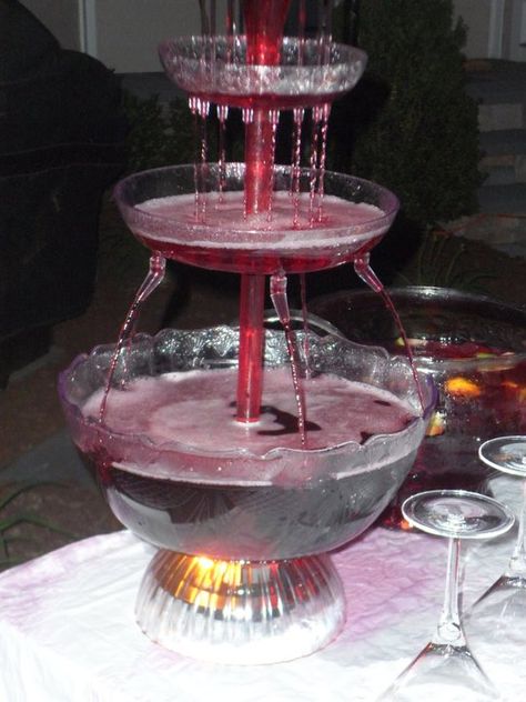 Cascading sangria fountain . :) Wine Fountain Wedding, Wine Fountain, Fountain Wedding, Garden Boho, 30th Bday, Baking Soda Uses, December Wedding, Blush Wedding, Sangria