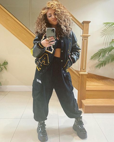 Jesy Nelson Outfits, Jessy Nelson, Jesy Nelson, Futuristic Fashion, Hip Hop Outfits, Boring Clothes, Boys Clothes, Female Singers, Little Mix