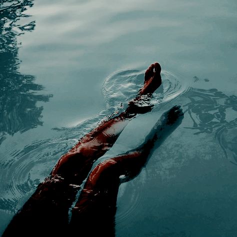 Namor Aesthetic, Tumblr Summer, The Destroyer, Summer Swimming, Blood Art, Two Worlds, The Spider, The Messenger, Ideas Photography