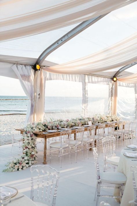 Beach Wedding Reception, Reception Tables, Pearl Beach, Wedding Venues Beach, Wedding Beach Ceremony, Beach Wedding Favors, Marriage Ceremony, Shooting Photo, Trendy Wedding