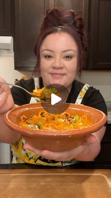 Marisol Benitez on Instagram: "Tortilla Soup Recipe! #tortillasoup #soup #sopadetortilla #recipe #easyrecipe #food #foodie #elpaso #elpasofoodie 15 corn tortillas 2 tortillas (for the sauce) 4 New Mexico Chiles 2 chiles de Arbol 3 garlic cloves 1/4 onion 4 tomatoes 1 tsp salt 1 tsp chicken bouillon 1 bay leave Cheese Avocado Crema mexicana Oil" Islands Chicken Tortilla Soup Recipe, Caldo Soup, Tortillas Soup, Tortilla Chicken Soup, Tortilla Soup Recipes, Mexican Soups, Easy Chicken Tortilla Soup, Mexican Tortilla Soup, Homemade Dumplings Recipe