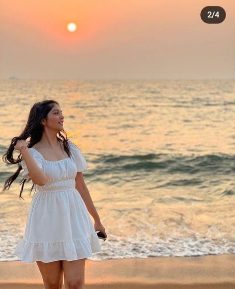 Birthday Beach Outfit Dresses, Photos To Click On Beach, Poses In Goa, Varkala Beach Photography, Goa Fashion Outfits, Gokarna Photography, Birthday Outfit Ideas Aesthetic, Sea Poses Photo Ideas, Pondicherry Outfit Ideas