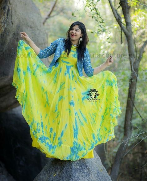 Shibori Dress, Frock Models, Umbrella Dress, Frocks And Gowns, Ikkat Dresses, Designer Anarkali Dresses, Simple Frock Design, Long Gown Design, Long Gown Dress