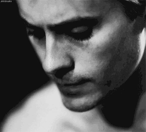 Jared Leto Gif, Gif Black, My So Called Life, Oc Face, On My Knees, Shannon Leto, Jared Leto, 30 Seconds, A Novel