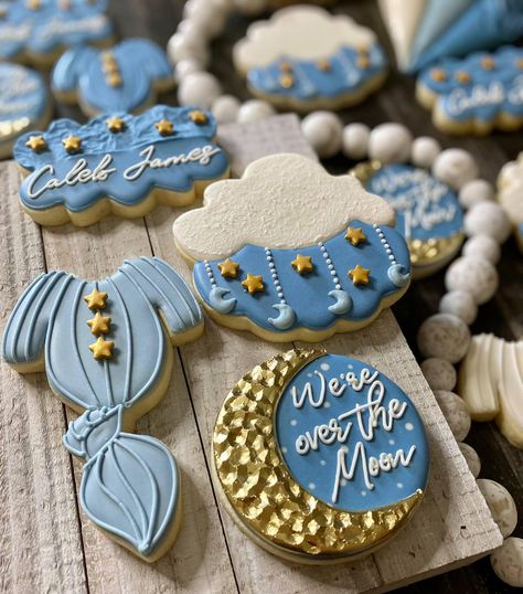 Moons And Stars Baby Shower Cookies, Crescent Moon Cookies Decorated, Love You To The Moon And Back Cookies, Over The Moon Cookies Decorated, Over The Moon Baby Shower Cookies, Moon Cookies Decorated, Over The Moon Cookies, Over The Moon Baby Shower Ideas Boy, Moon Sugar Cookies