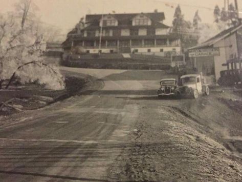 Mccreary County Kentucky, Mccreary County, Cumberland Falls, American Flag Wallpaper, Flag Wallpaper, Somerset, Small Towns, Old Photos, Vintage Photos