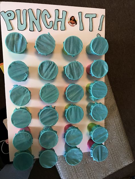 Moana Punch It Board Moana Punch, Moana Birthday Party Theme, Moana Theme Birthday, Birthday Party Games For Kids, Wishes Christmas, Moana Birthday Party, Moana Party, Birthday Activities, Moana Birthday