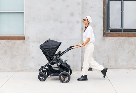 Ever wondered if leaving the house is worth struggling with the pram? The Bumbleride Era is here to change that! Mums,... We Are Besotted With The Bumbleride Era! was published on Mouths of Mums. Bumbleride Era, Toddler Board, Eco Fabric, Busy Mum, Maxi Cosi, Grocery Shop, Baby Strollers, The House