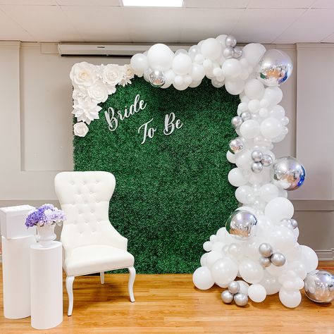 Green Flower Wall with Paper Flowers and Balloons for an Elegant Bridal Shower Balloon Mosaic Letters, Bride To Be Party Decoration, Green Flower Wall, Wall Greenery, Flowers And Balloons, Backdrop Rental, Bride To Be Decorations, Greenery Backdrop, Bridal Backdrops