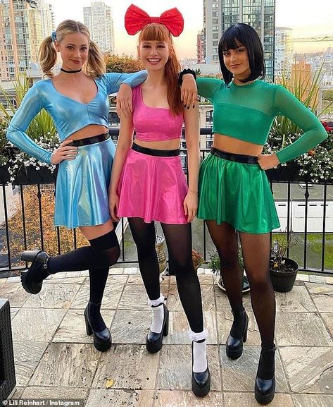 Powerpuff Girls Halloween Costume, Powerpuff Kızları, Powerpuff Girls Costume, Trio Costumes, Costume Carnaval, Best Celebrity Halloween Costumes, Cute Group Halloween Costumes, Matching Halloween Costumes, Celebrity Costumes